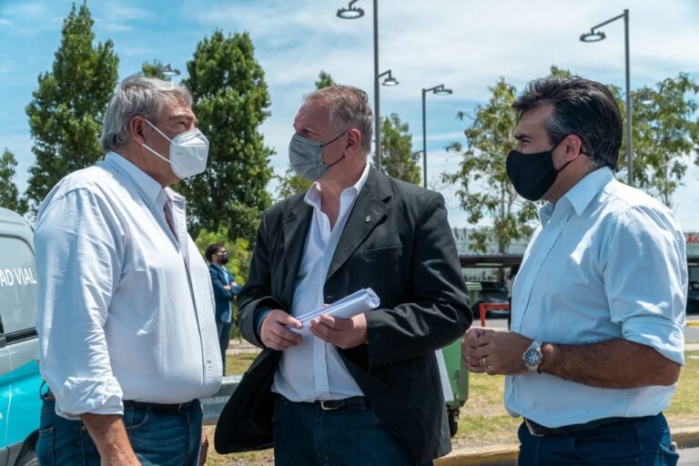 17109068-83e4-44b9-8680-a46ec5f0b13d