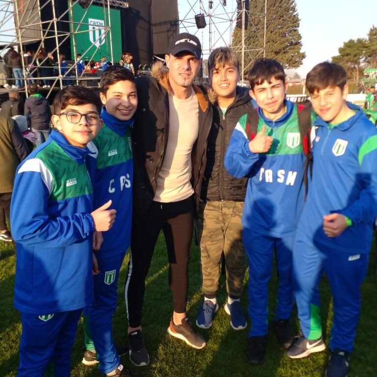 723d9906-5716-4669-a94d-e9a5585414ce