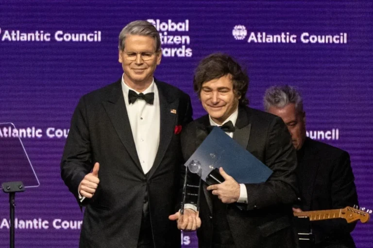 multimedia.normal.9013e8fff8f67204.bm9ybWFsLndlYnA=