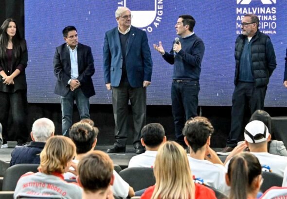 562NARDINI LANZÓ LOS PRIMEROS JUEGOS ARGENTINOS URBANOS QUE TENDRÁN SEDE EN MALVINAS1